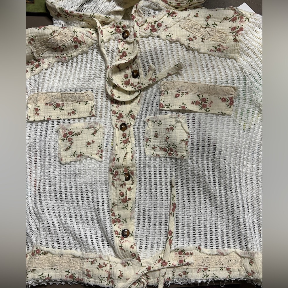 POL NWT Off White/Natural Floral Button-Up Sheer Top with Hood.Rayon/Spandex - Picture 10 of 17